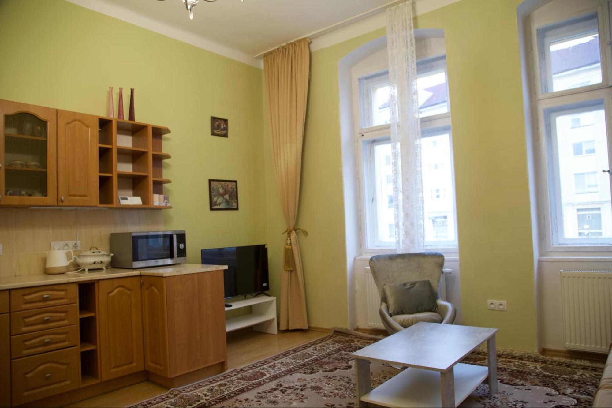 Family Apartment Kv Karlovy Vary Exterior foto